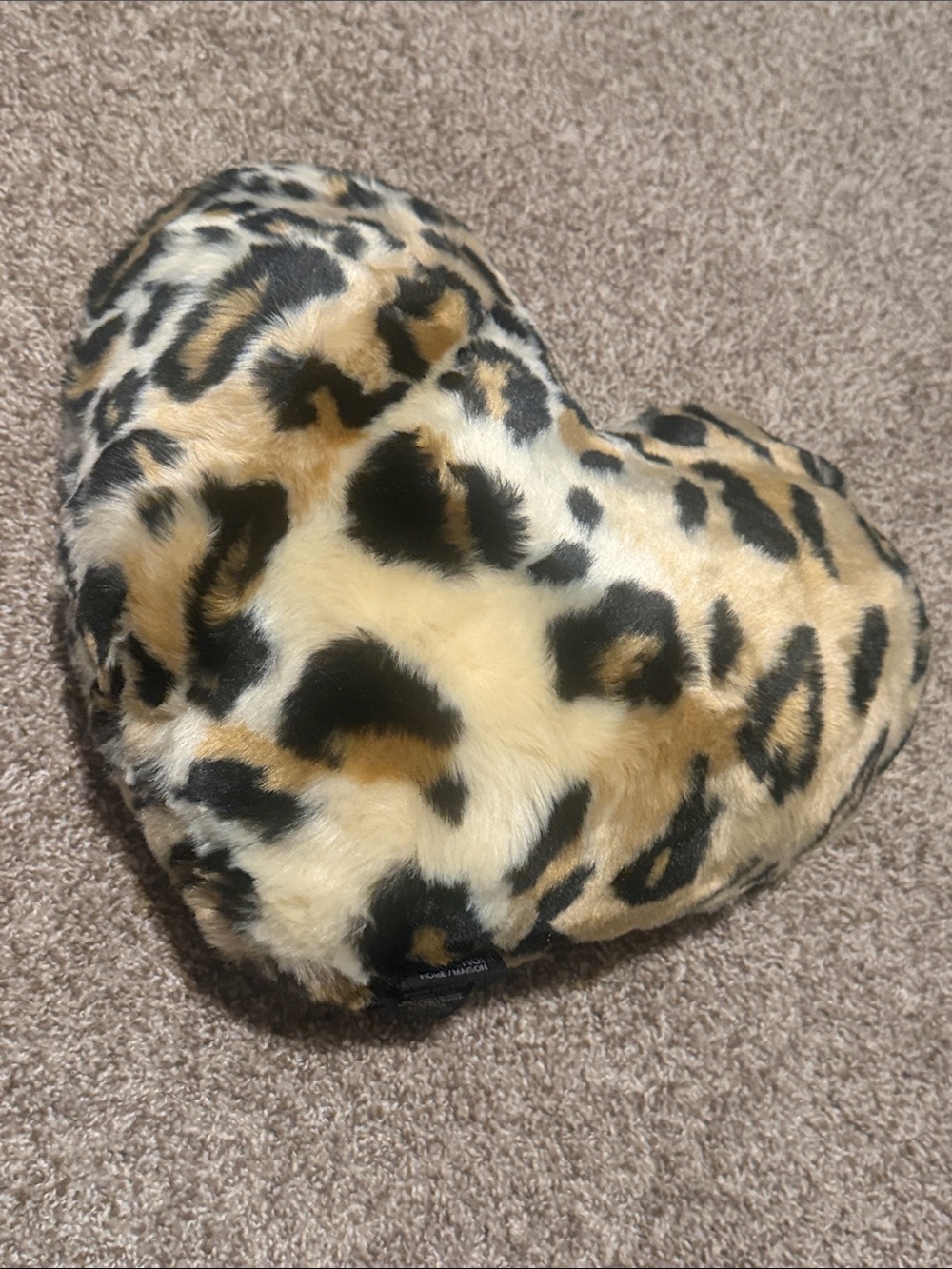 Magaschoni faux fur animal print heart-shaped accent pillow - like new!